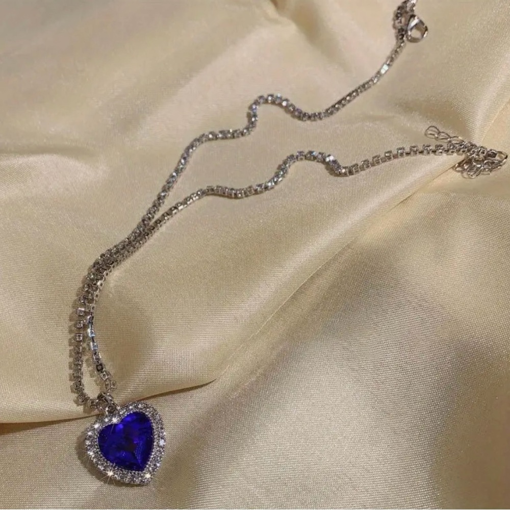 Blue Heart of the Ocean Titanic Necklace